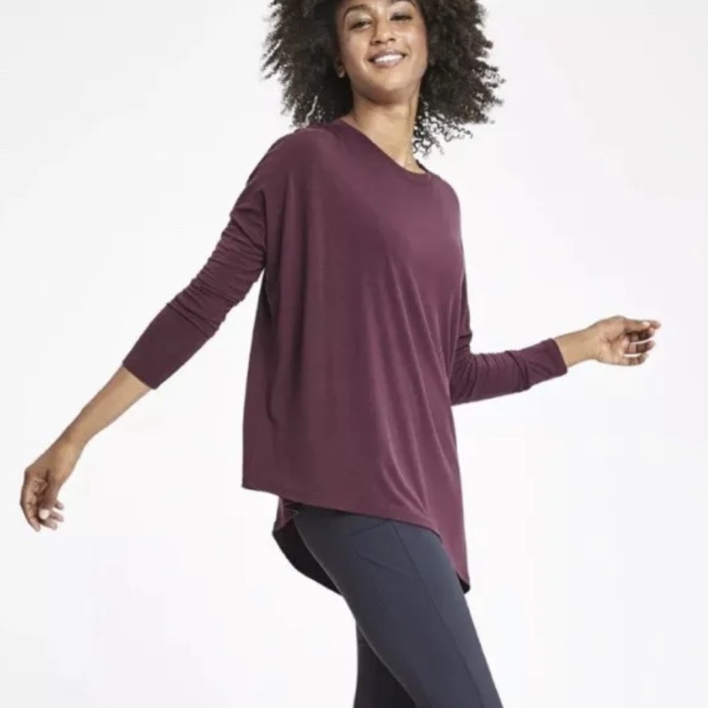 Athleta Cloudlight Asymmetrical Top